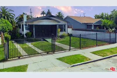 328 W 83rd St, Los Angeles, CA 90003 - Photo 1