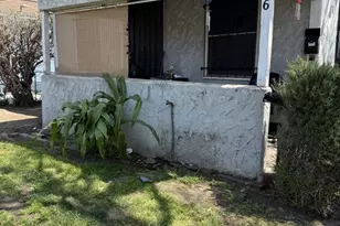 326 E 118th St, Los Angeles, CA 90061 - Photo 1