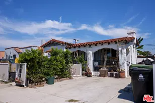 715 W 104th St, Los Angeles, CA 90044 - Photo 1