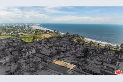 413 Swarthmore Ave, Pacific Palisades, CA 90272 - Photo 1