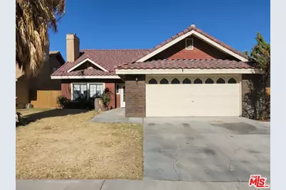 964 Roosevelt St, Ridgecrest, CA 93555 - Photo 1