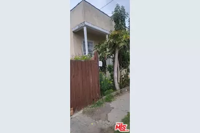 1739 E 57th St, Los Angeles, CA 90058 - Photo 1