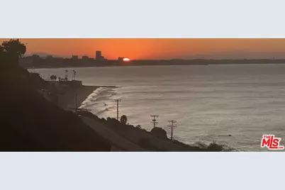 18002 Coastline Dr #15, Malibu, CA 90265 - Photo 1