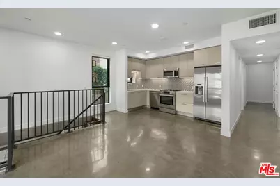 1250 N Fairfax Ave #204, West Hollywood, CA 90046 - Photo 1