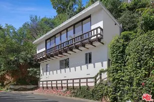 8629 Franklin Ave, Los Angeles, CA 90069 - Photo 1