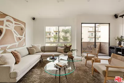 2307 Fox Hills Dr #201, Los Angeles, CA 90064 - Photo 1