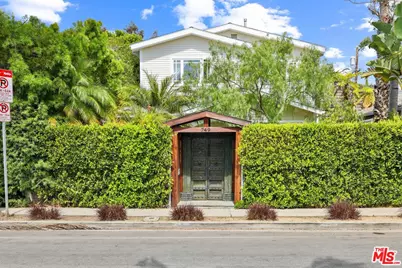 749 Milwood Ave, Venice, CA 90291 - Photo 1