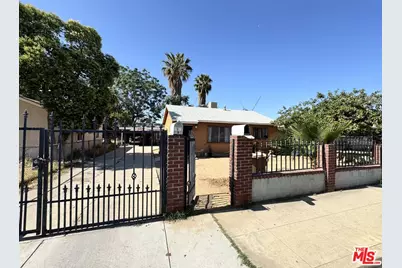 2927 Lake St, Bakersfield, CA 93306 - Photo 1