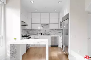 438 Arnaz Dr, Los Angeles, CA 90048 - Photo 1