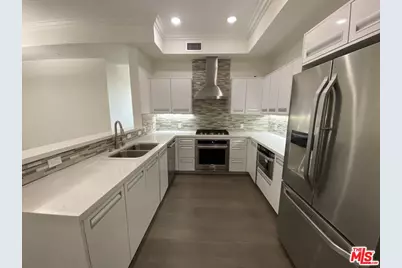 4180 Wilshire Blvd #508, Los Angeles, CA 90010 - Photo 1