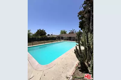 8936 Balboa Blvd, Northridge, CA 91325 - Photo 1