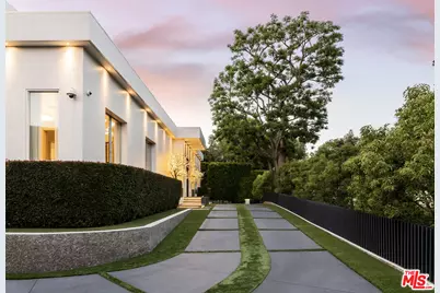 901 Oxford Way, Beverly Hills, CA 90210 - Photo 1