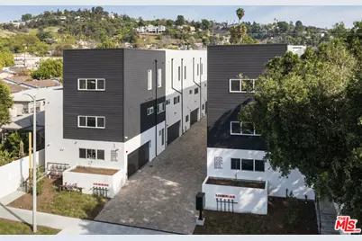 2490 W Shenyad Ct, Los Angeles, CA 90065 - Photo 1