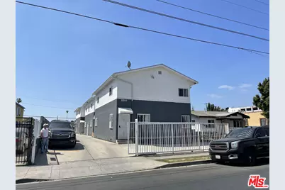850 W 83rd St, Los Angeles, CA 90044 - Photo 1