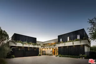 19171 Wells Dr, Tarzana, CA 91356 - Photo 1