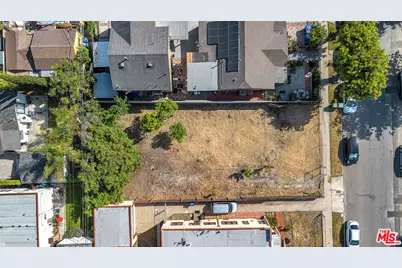 2142 S Rimpau Blvd, Los Angeles, CA 90016 - Photo 1