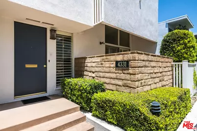 4331 W Sarah St #10, Burbank, CA 91505 - Photo 1