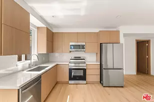 5910 Mammoth Ave, Sherman Oaks, CA 91401 - Photo 1