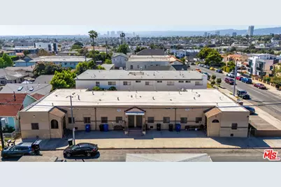 1651 Vineyard Ave, Los Angeles, CA 90019 - Photo 1