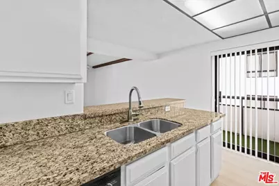 10535 Wilshire Blvd #603, Los Angeles, CA 90024 - Photo 1