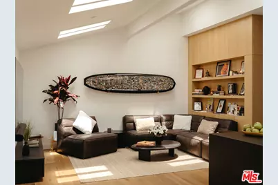 4351 Redwood Ave #6, Marina del Rey, CA 90292 - Photo 1