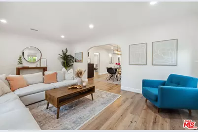 821 S Cloverdale Ave, Los Angeles, CA 90036 - Photo 1