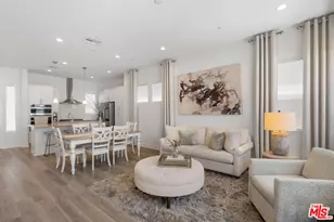 549 Daniel Freeman Cir, Inglewood, CA 90301 - Photo 1