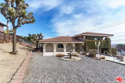 7545 Pinon Dr, Yucca Valley, CA 92284 - Photo 1