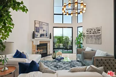 12000 Goshen Ave #106, Los Angeles, CA 90049 - Photo 1