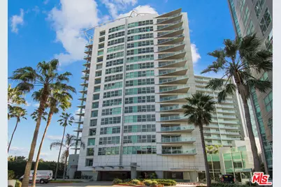 13600 Marina Pointe Dr #312, Marina del Rey, CA 90292 - Photo 1