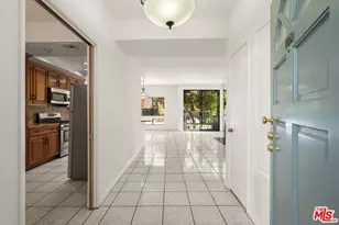 431 S Kingsley Dr, Los Angeles, CA 90020 - Photo 1