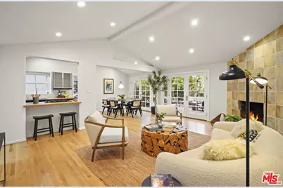 14146 Hartsook St, Sherman Oaks, CA 91423 - Photo 1