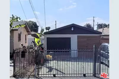 1640 E 110th St, Los Angeles, CA 90059 - Photo 1
