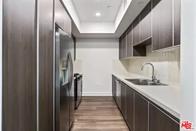 1338 N Formosa Ave #306, Los Angeles, CA 90046 - Photo 1