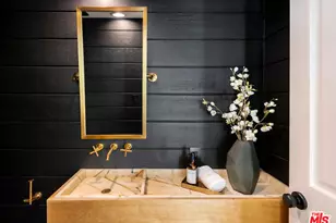 2572 Hutton Dr, Beverly Hills, CA 90210 - Photo 1