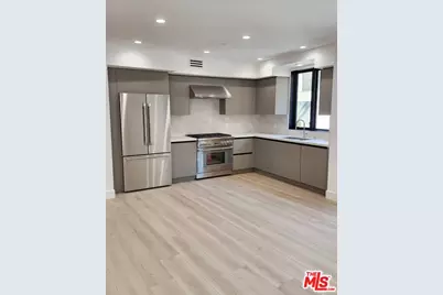 9806 Vidor Dr #201, Los Angeles, CA 90035 - Photo 1