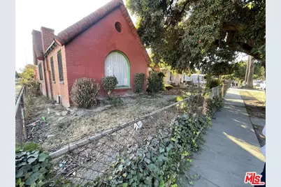 758 E 78th St, Los Angeles, CA 90001 - Photo 1