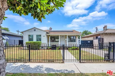 10448 W Zamora Ave, Los Angeles, CA 90002 - Photo 1