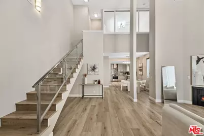 2045 Beloit Ave #302, Los Angeles, CA 90025 - Photo 1