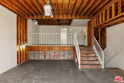 4622 Glencoe Ave #4, Marina del Rey, CA 90292 - Photo 1