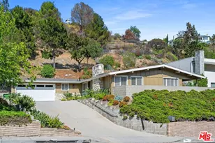 1224 El Hito Cir, Pacific Palisades, CA 90272 - Photo 1