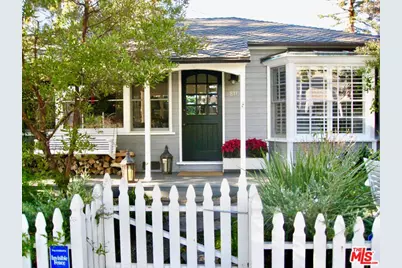 811 Galloway St, Pacific Palisades, CA 90272 - Photo 1