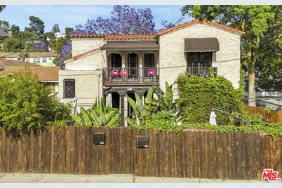 2420 N Beachwood Dr, Los Angeles, CA 90068 - Photo 1