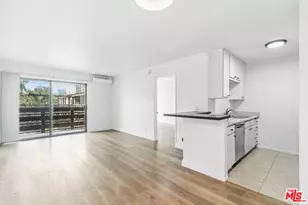 320 S Ardmore Ave, Los Angeles, CA 90020 - Photo 1