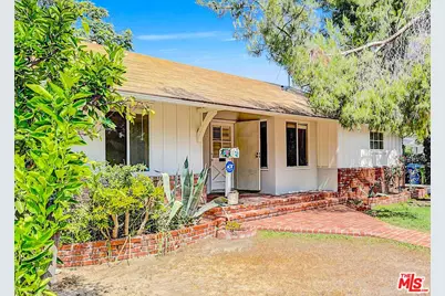 7903 Amestoy Ave, Van Nuys, CA 91406 - Photo 1