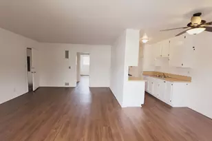 818 7th St, Santa Monica, CA 90403 - Photo 1