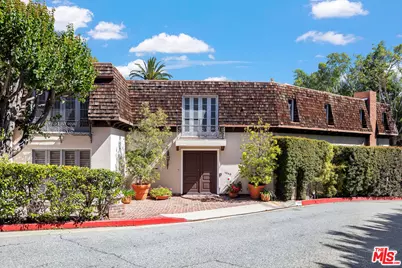1040 Cove Way, Beverly Hills, CA 90210 - Photo 1