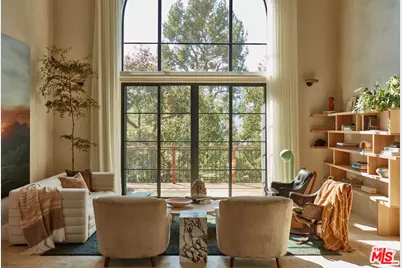 21165 Entrada Rd, Topanga, CA 90290 - Photo 1