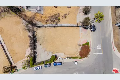 1588 Chastain Pkwy, Pacific Palisades, CA 90272 - Photo 1