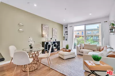 4060 Glencoe Ave #202, Marina del Rey, CA 90292 - Photo 1